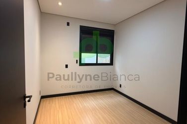 Casa &agrave; venda - 184m&sup2; - ZONA I