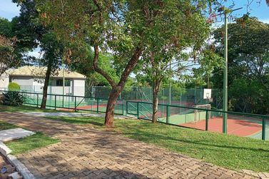 Terreno &agrave; venda - 892m&sup2; - Zona III