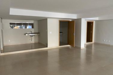 Sala Comercial &agrave; venda - 404m&sup2; - Zona III