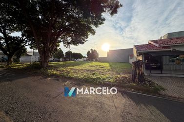 Terreno &agrave; venda - 648m&sup2; - Zona VII