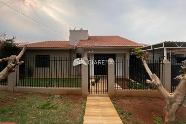 Casa &agrave; venda - 140m&sup2; - CENTRO