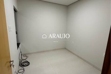 Casa &agrave; venda - 126m&sup2; - Jardim Imigrantes 2