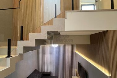 Sobrado &agrave; venda - 250m&sup2; - Condom&iacute;nio Essenza