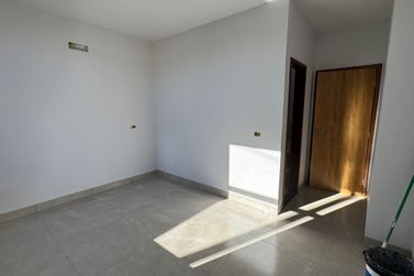 Casa &agrave; venda - 94m&sup2; - Parque Residencial Metropolitano