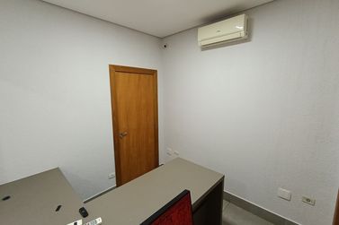 Sala Comercial para alugar - 276m&sup2; - ZONA I