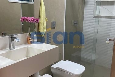 Casa &agrave; venda - 270m&sup2; - Jardim Alphavile