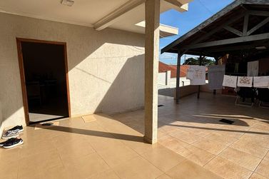 Casa &agrave; venda - 140m&sup2; - Zona VII