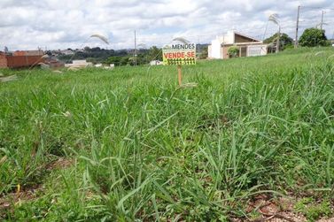 Terreno &agrave; venda - 210m&sup2; - Jardim Nova America