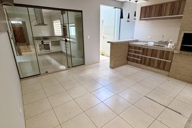 Casa &agrave; venda - 144m&sup2; - Jardim Am&eacute;rica II