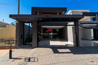 Casa &agrave; venda - 245m&sup2; - Zona III