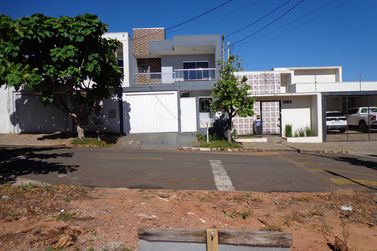 Terreno &agrave; venda - 168m&sup2; - Jardim Imigrantes