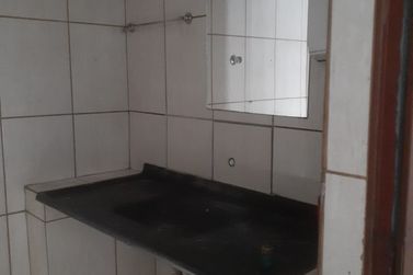 Sal&atilde;o Comercial para alugar - 120m&sup2; - Zona V