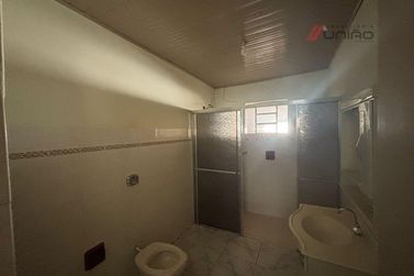 Casa &agrave; venda - 290m&sup2; - Zona III