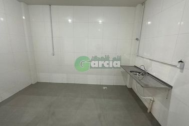 Sal&atilde;o Comercial para alugar - 965m&sup2; - Parque Residencial da G&aacute;vea