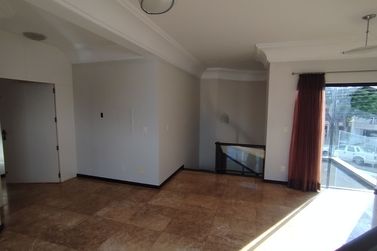 Casa &agrave; venda - 406m&sup2; - Zona II