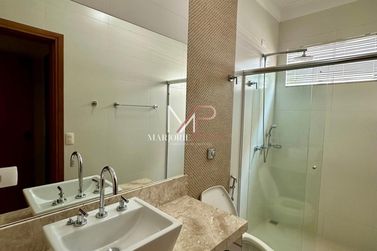 Casa &agrave; venda - 217m&sup2; - Rua Gaivota