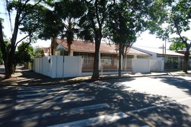 Casa para alugar - 167m&sup2; - ZONA II
