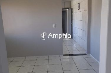 Casa &agrave; venda - 200m&sup2; - Centro
