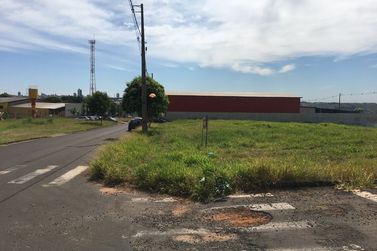 Terreno &agrave; venda - 450m&sup2; - Parque Belo Horizonte