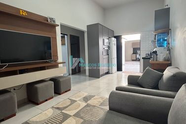 Casa &agrave; venda - 120m&sup2; - Parque Residencial Copacabana
