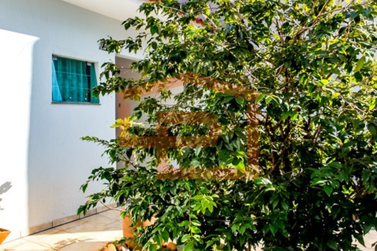 Casa &agrave; venda - 125m&sup2; - Zona IV
