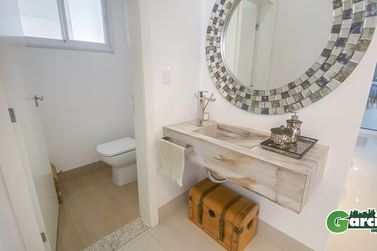 Casa &agrave; venda - 550m&sup2; - Residencial Ecoville