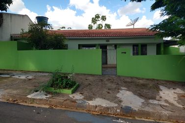 Casa &agrave; venda - 80m&sup2; - Jardim Primavera