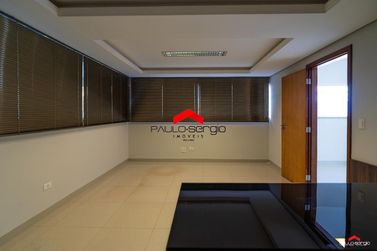 Sala Comercial &agrave; venda - 241m&sup2; - Zona I