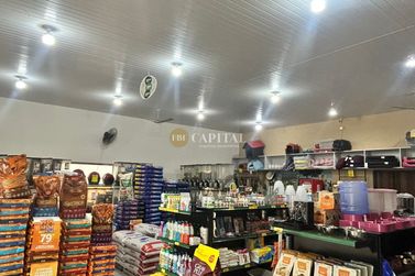 Sal&atilde;o Comercial &agrave; venda - 176m&sup2; - Zona I