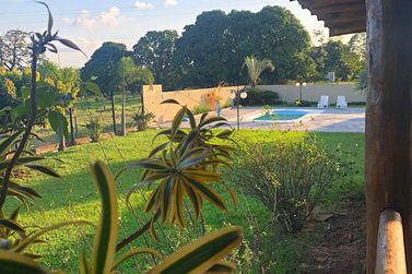 Ch&aacute;cara &agrave; venda - 47600m&sup2; - Pr 323