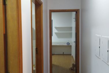 Casa para alugar - 100m&sup2; - Jardim Alphaville