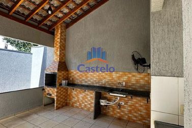 Casa &agrave; venda - 192m&sup2; - Parque San Remo I