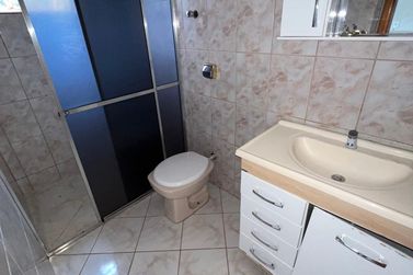 Casa para alugar - 100m&sup2; - Jardim Vitoria Regia