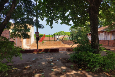 Terreno &agrave; venda - 525m&sup2; - Zona VI