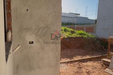 Casa &agrave; venda - 126m&sup2; - Parque Residencial Metropolitano