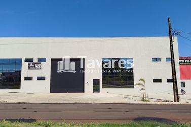 Sal&atilde;o Comercial para alugar - 820m&sup2; - Parque Residencial Viena