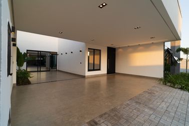 Casa &agrave; venda - 375m&sup2; - Condom&iacute;nio Mont Blanc