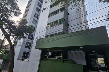 Sal&atilde;o Comercial &agrave; venda - Zona I