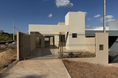 Casa &agrave; venda - 70m&sup2; - Jardim Castelo