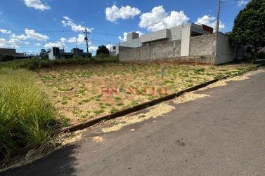 Terreno &agrave; venda - 268m&sup2; - PARQUE RESIDENCIAL VIENA 03