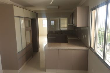 Apartamento &agrave; venda - 301m&sup2; - Zona I