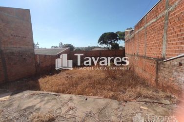 Terreno &agrave; venda - 270m&sup2; - Parque San Marino