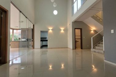 Casa &agrave; venda - 347m&sup2; - Zona VII