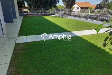 Casa &agrave; venda - 200m&sup2; - Centro