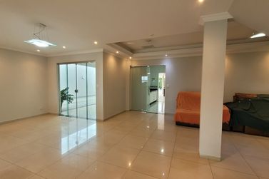 Apartamento &agrave; venda - 315m&sup2; - Zona VII