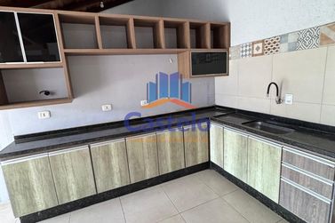 Casa para alugar - 187m&sup2; - ZONA IV