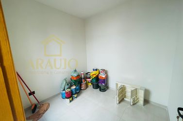 Casa &agrave; venda - 62m&sup2; - Jardim Sakai