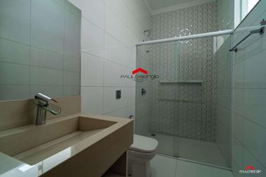 Casa &agrave; venda - 150m&sup2; - Jardim Santa Clara