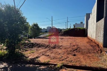 Terreno &agrave; venda - 216m&sup2; - Jardim Cerejeiras