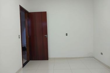 Casa &agrave; venda - 100m&sup2; - Parque Residencial Belo Monte